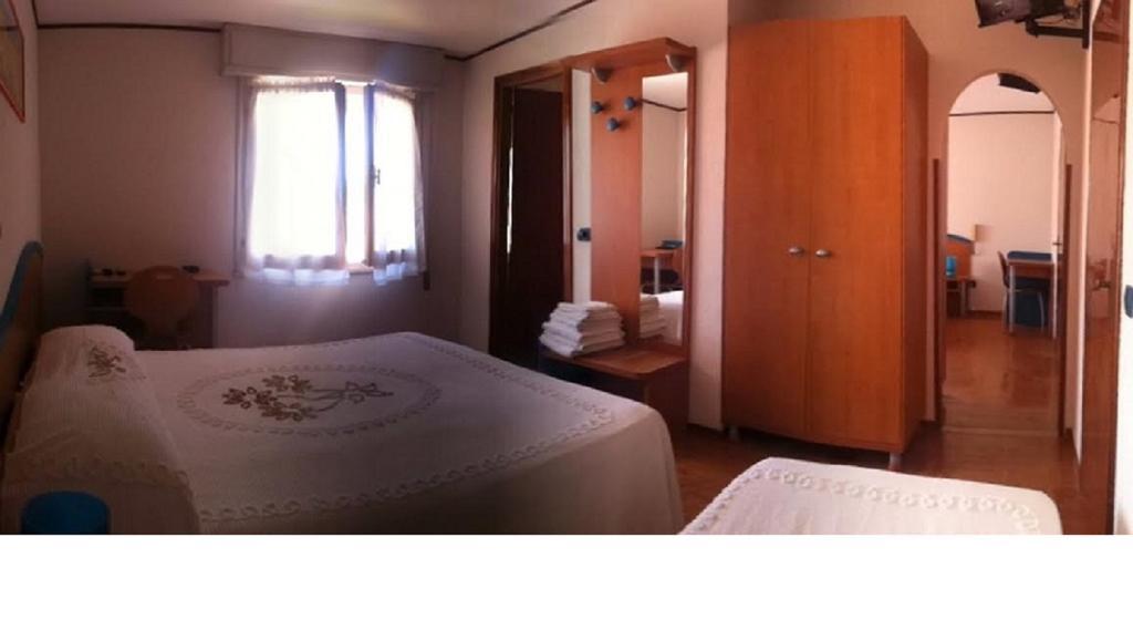 Meuble Lariana Hotel Bellaria-Igea Marina Luaran gambar