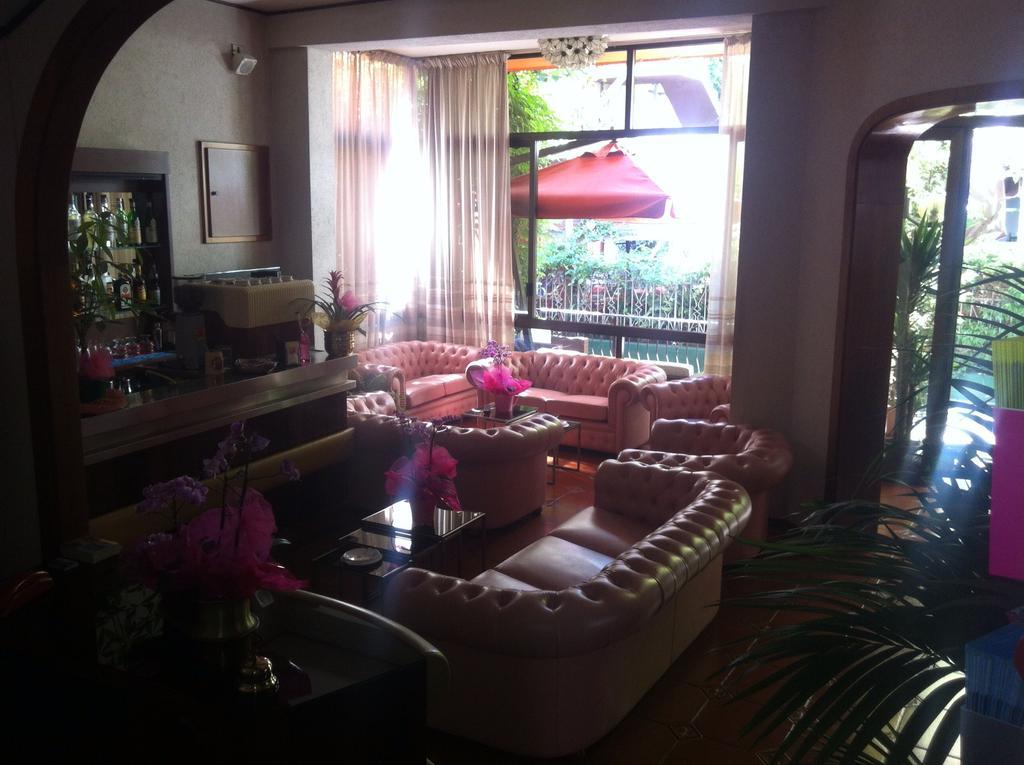 Meuble Lariana Hotel Bellaria-Igea Marina Luaran gambar