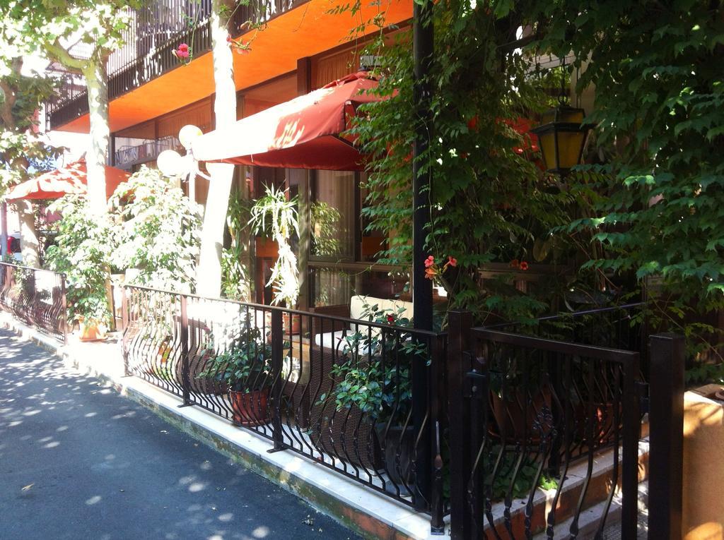 Meuble Lariana Hotel Bellaria-Igea Marina Luaran gambar