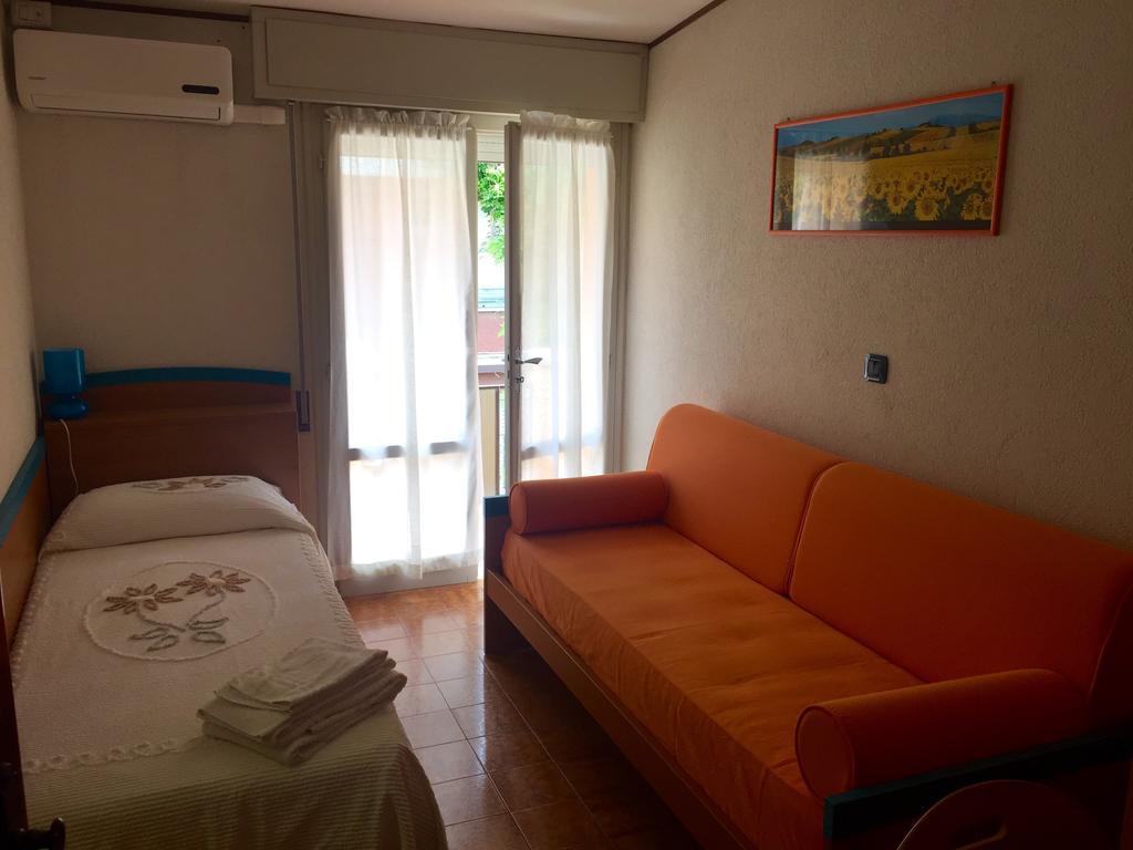 Meuble Lariana Hotel Bellaria-Igea Marina Luaran gambar